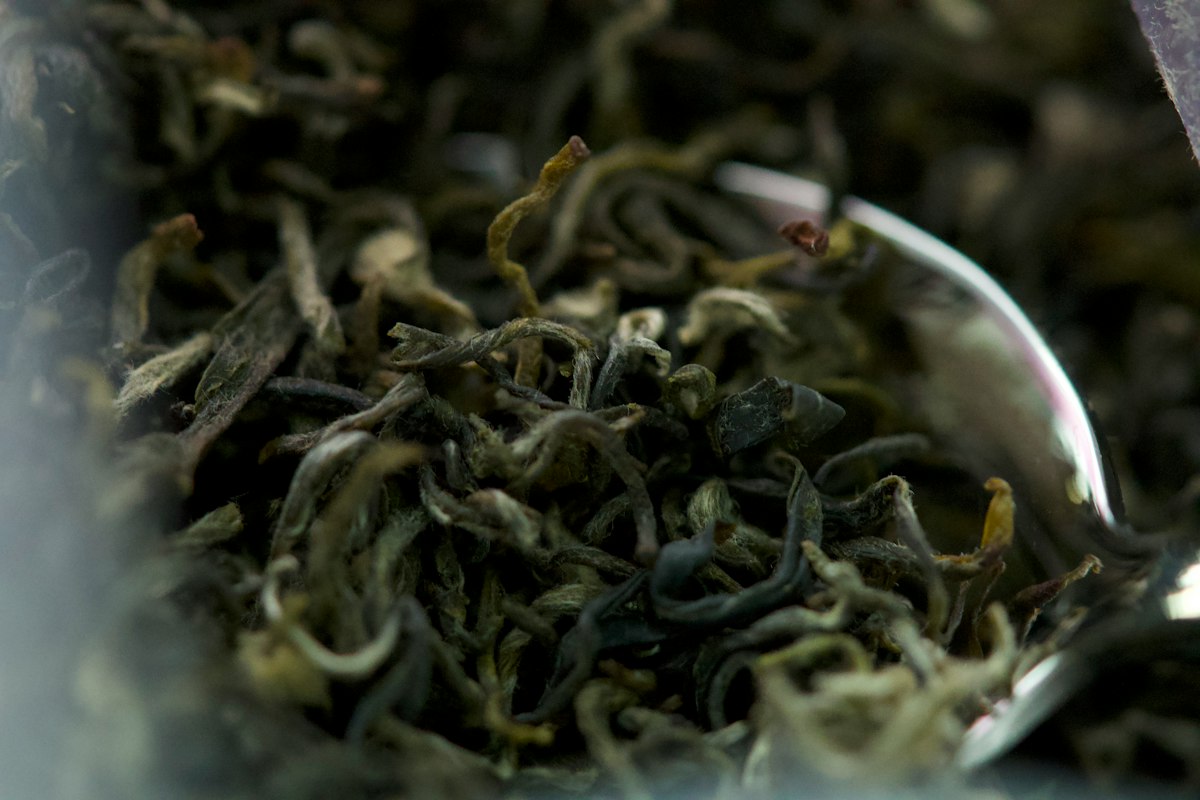 Black tea leaves